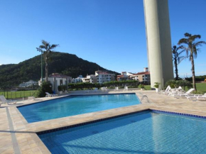 Ótimo dois dormitórios vista mar - BF01I